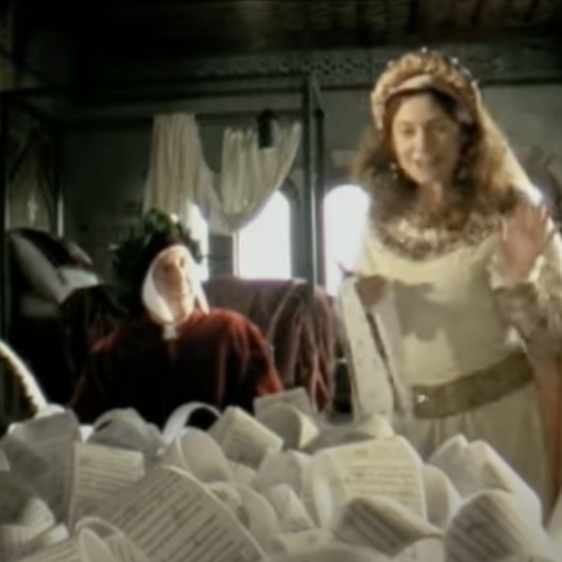 Dante-Beatrice-Foxy-Mega-Toilet-Paper-Ad